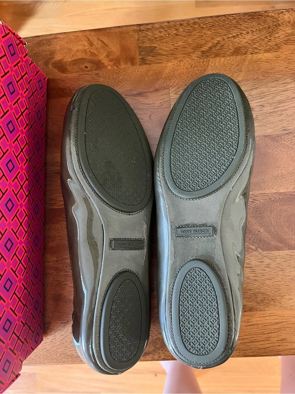 Tory Burch Olive Green Patent Reva Logo Ballet Flats